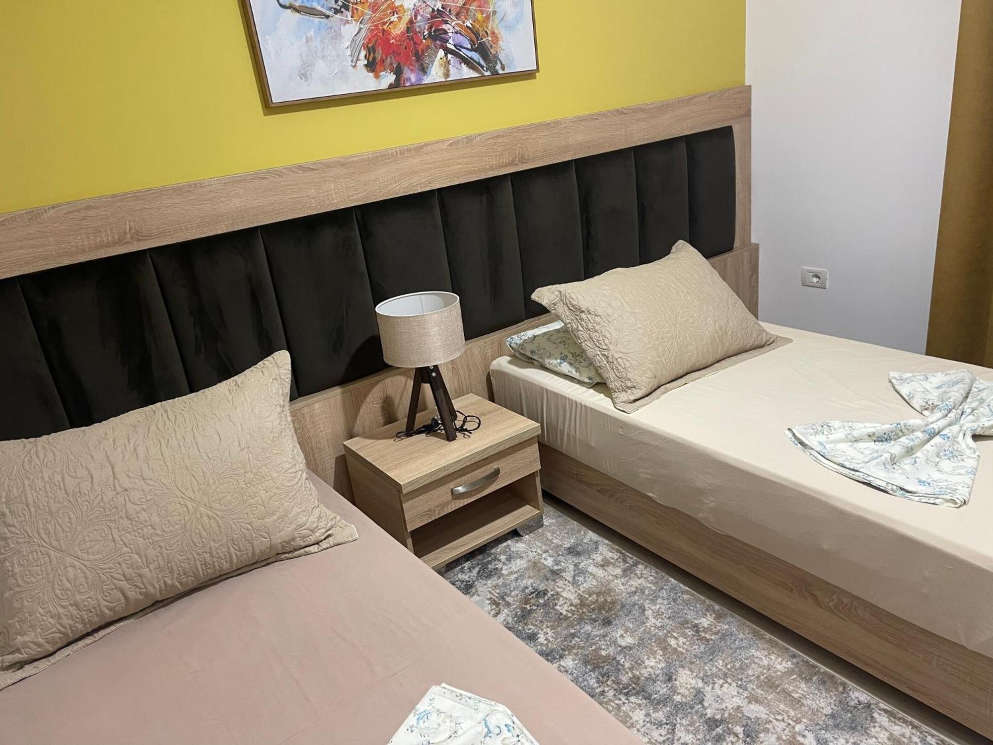 Small Hotel Ora Pogradec Exterior foto